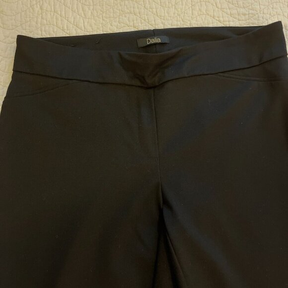 Dalia Women's Pull-On Ponte Pant 4-Way Stretch Fabric - Picture 6 of 9